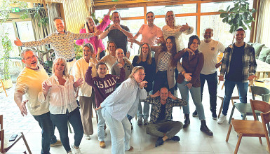 Lachend leren met een ijzersterk team