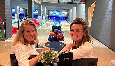 Plezier op de bowlingbaan, winst op de werkvloer