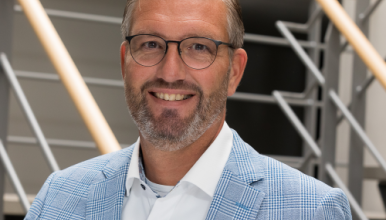 Mensgericht werken is wat Albert Versluis drijft