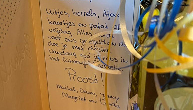 Limoncello is eigenlijk net zoals pindasaus en ....