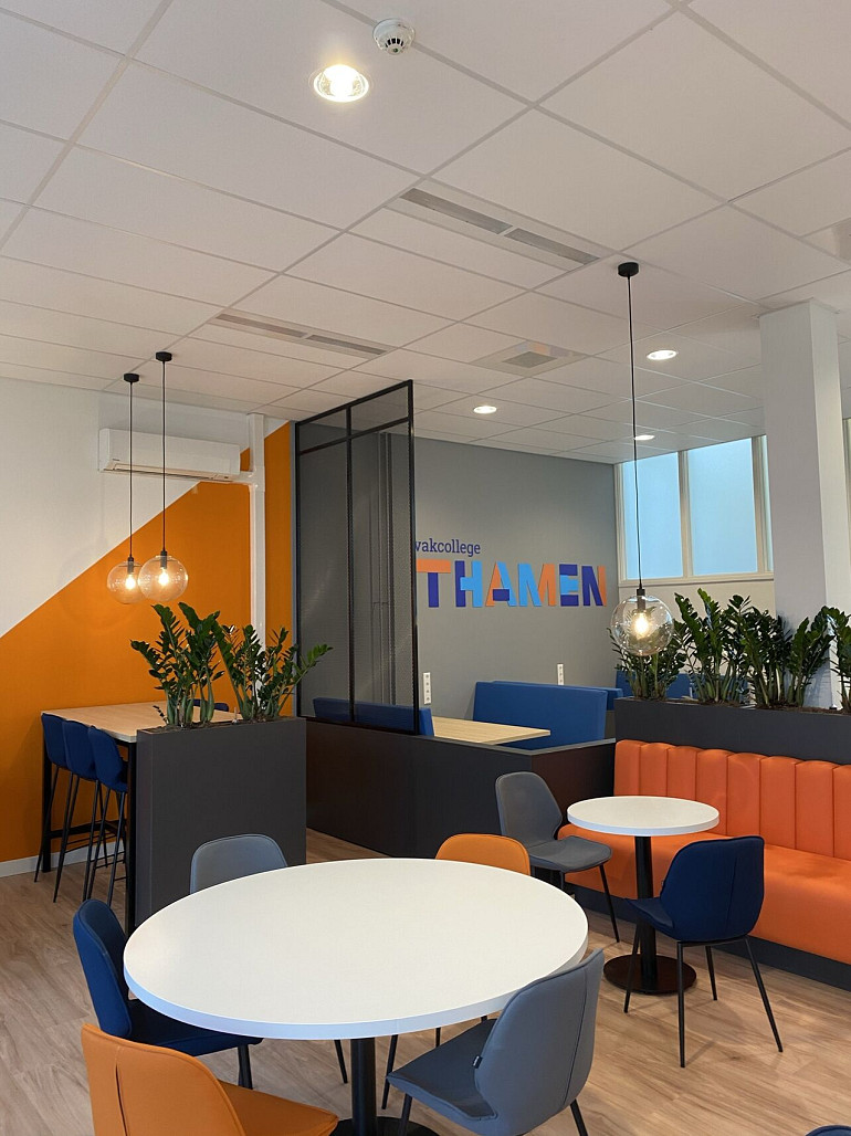 Coördinatie verbouwing teamkamer Thamen