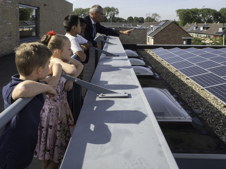 Definitieve oplevering zonnepanelen Elimschool