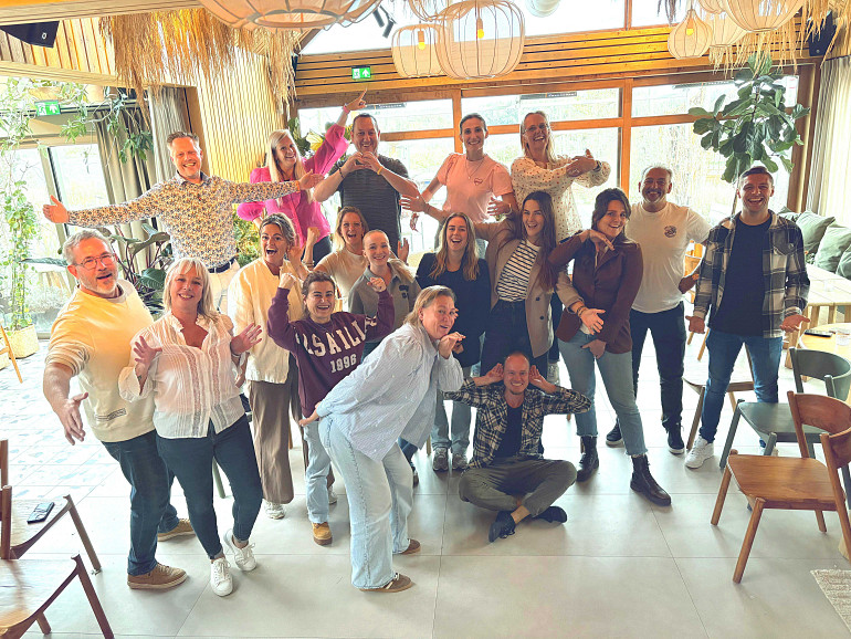 Lachend leren met een ijzersterk team