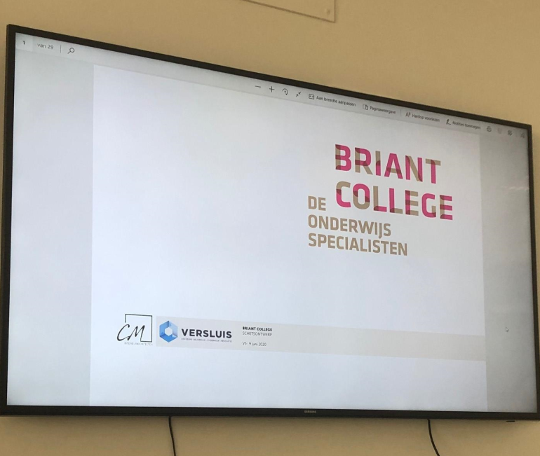 Projectbegeleiding schoolmeubilair