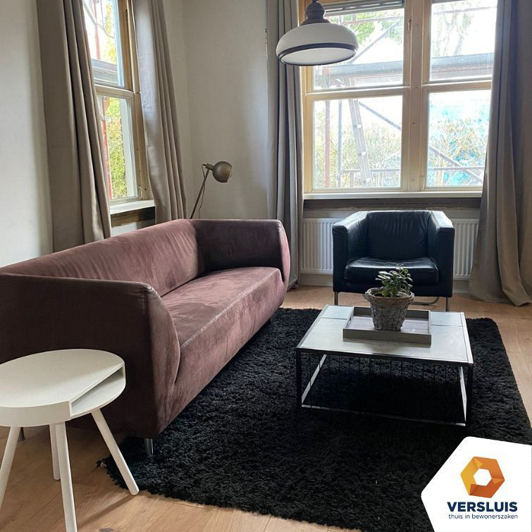 𝗘𝗲𝗻 𝘄𝗼𝗼𝗻𝗸𝗮𝗺𝗲𝗿 𝗺𝗲𝘁 𝗲𝗲𝗻 𝘃𝗲𝗿𝗵𝗮𝗮𝗹